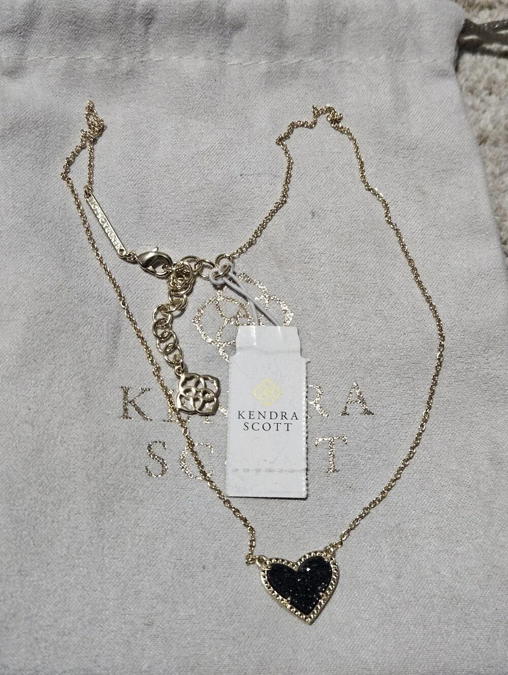 Kendra Scott Ari Heart Short Gold Tone Necklace New ✨️